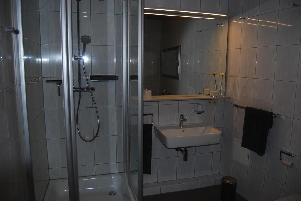 B2-Ferienwohnung Эрфурт Номер фото
